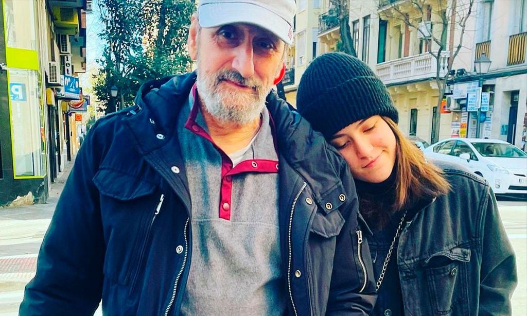 La hija de José Luis Gil, de 'La que se avecina', dedica una conmovedora carta a su padre: 'Hago lo que hizo por mí'