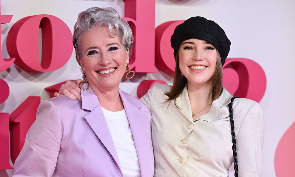 El enorme parecido de Emma Thompson con su hija Gaia, también actriz