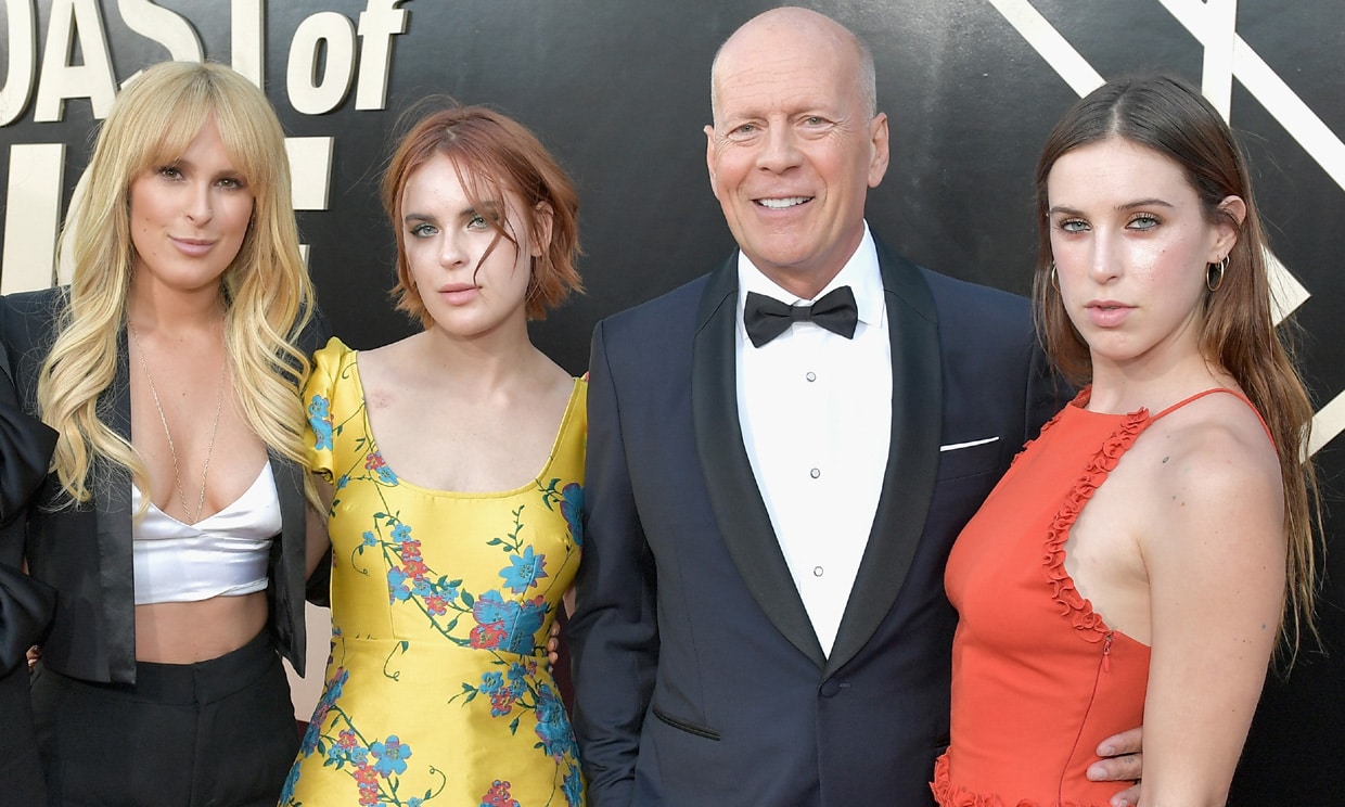 Bruce Willis y Demi Moore con dos de sus hijas