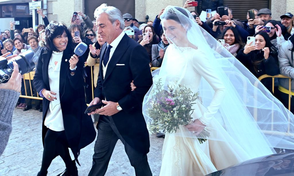 La espectacular boda de Ana, hija pequeña de Carlos Sainz, con Rodrigo Fontcuberta