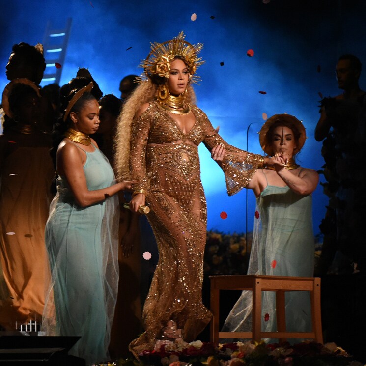 Beyoncé, Irina Shayk, Cardi B y otras 'celebs' que anunciaron su embarazo de la forma más sorprendente