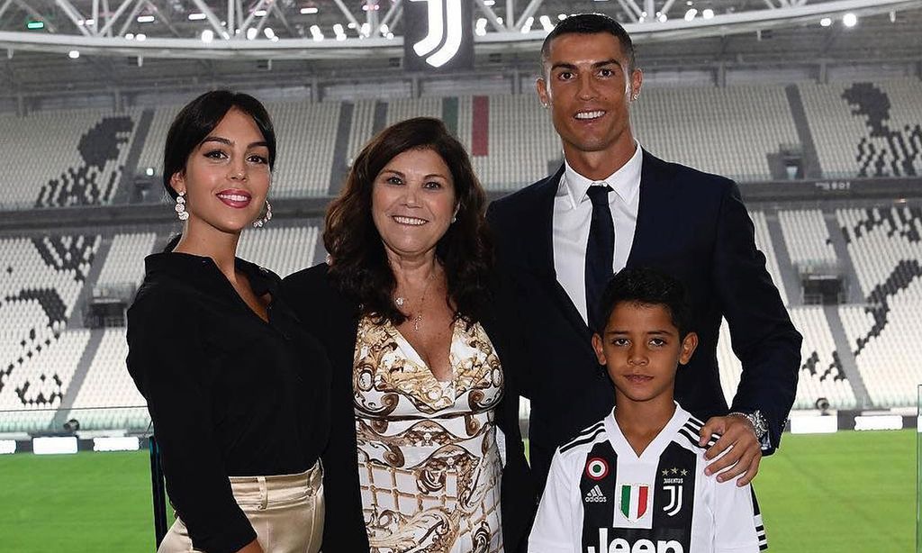 Georgina Rodríguez y la madre de Cristiano, la cena que zanja todas las polémicas sobre su relación