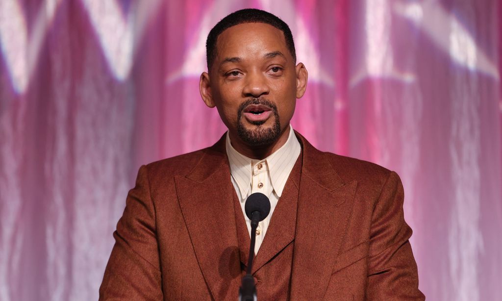 Will Smith reaparece en una entrega de premios por primera vez desde su incidente en los Oscar