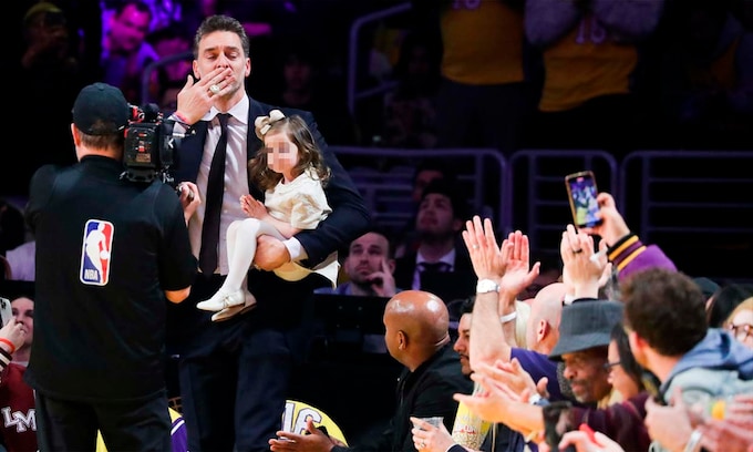 El vídeo de Kobe Bryant que hizo llorar a Pau Gasol en el homenaje de los Lakers