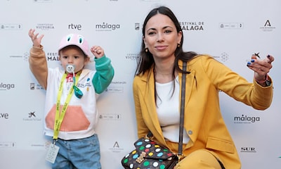 La nieta de Carlos Saura, de dos años, la estrella más simpática y espontánea del Festival de Málaga