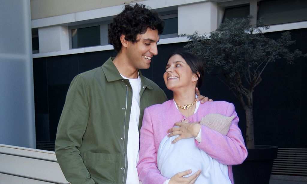 María García de Jaime y Tomás Páramo ya están en casa con su bebé: 'Es la primera vez que podemos vivirlo con plena normalidad'