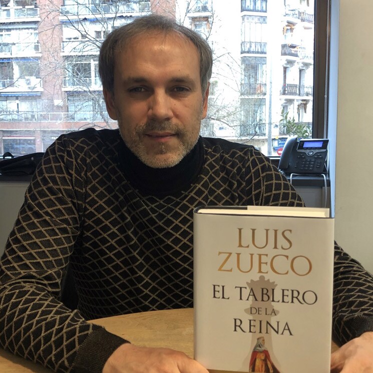 Luis Zueco nos presenta 'El tablero de la reina': 'En el ajedrez no interviene el azar, es el juego más justo porque iguala a todos'