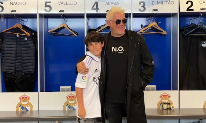 Alejandro Sanz y su hijo Dylan en la ciudad deportiva del Real Madrid