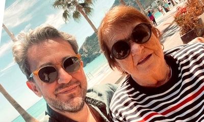 El emotivo mensaje de Máximo Huerta al compartir un 'selfie' con su madre