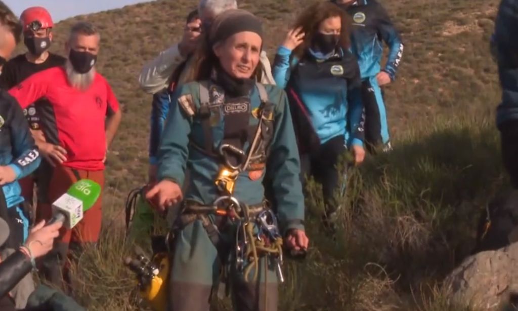 Así es Beatriz Flamini, la deportista de élite que ha pasado 500 días aislada en una cueva en Granada