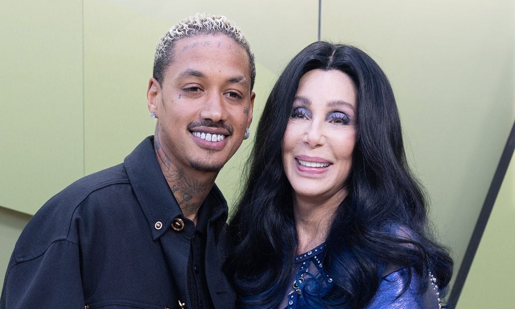 Cher rompe con su novio, 40 años menor que ella