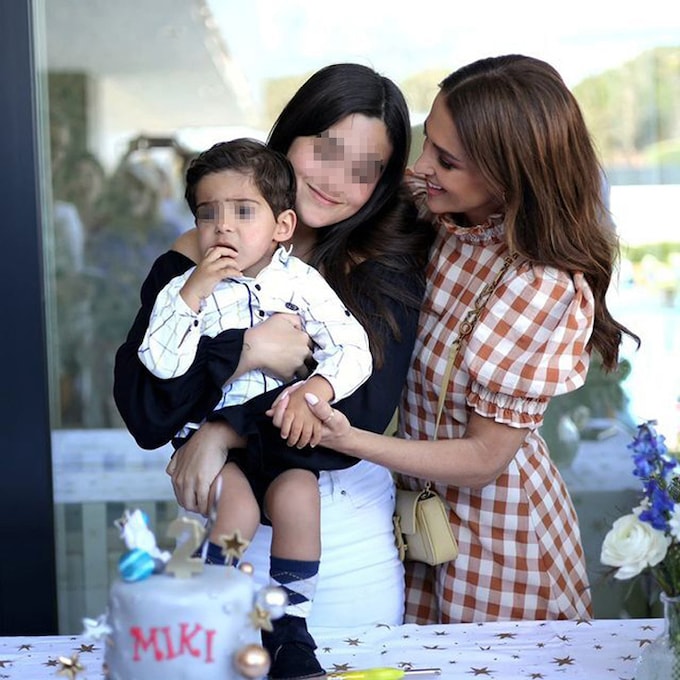 De Paula Echevarría a Victoria de Marichalar: las felicitaciones más emotivas por el Día de la Madre