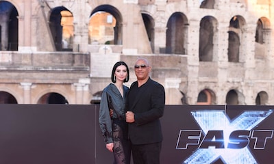 De Jason Statham y su novia a Charlize Teron y Dwayne Johnson: las estrellas de 'Fast and Furious' conquistan el Coliseo de Roma