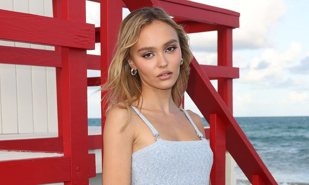 Lily-Rose Depp grita su amor a los cuatro vientos por la rapera 070 Shake con una romántica fotografía