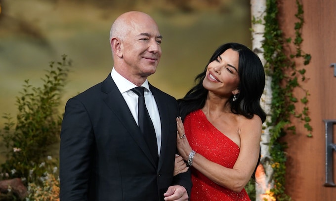 Jeff Bezos y Lauren Sánchez