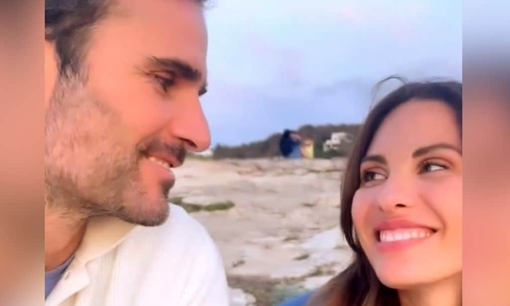 La mirada que lo dice todo: Jessica Bueno, más enamorada que nunca de Pablo Marqués en sus vacaciones en Menorca