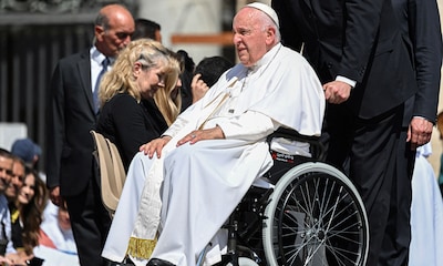 El papa Francisco ha sido operado 'sin complicaciones' de una obstrucción intestinal