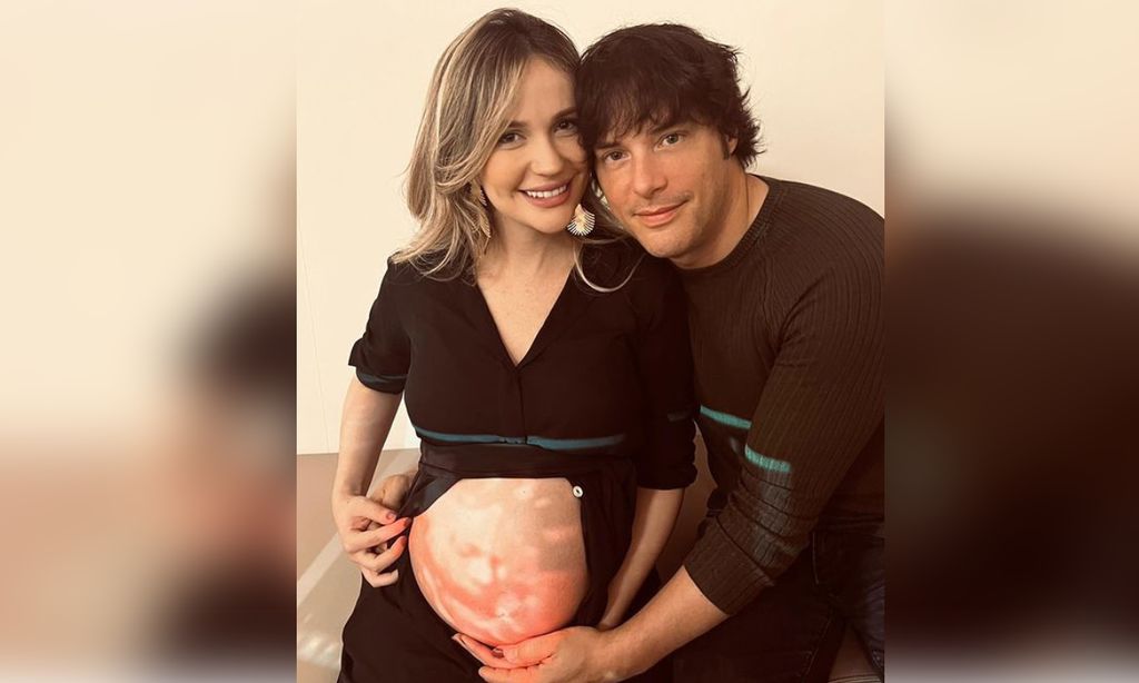 Rebecca Lima sopla las velas por su 30 cumpleaños, junto a Jordi Cruz y embarazadísima de su primer hijo