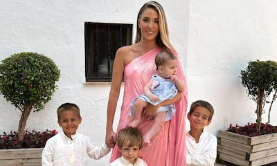 Las imágenes de las primeras vacaciones de Alice Campello y su familia siendo seis en Marbella