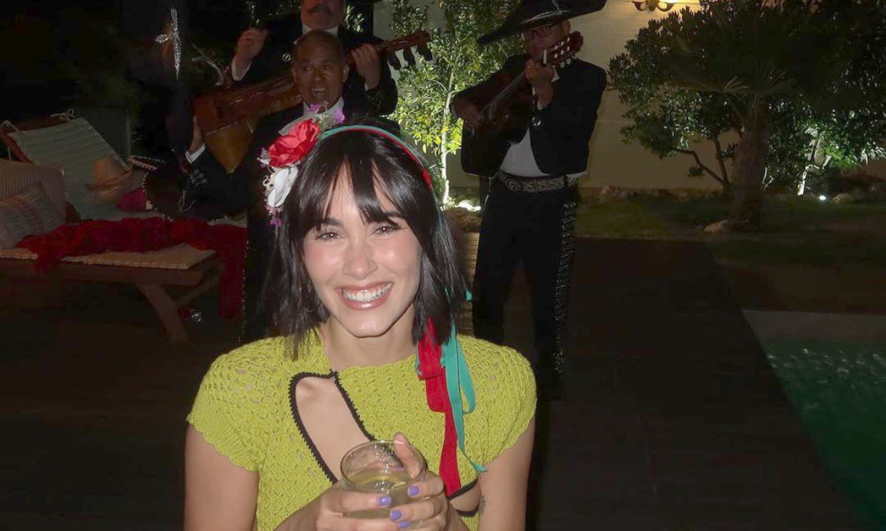 La divertida fiesta mexicana de Aitana por su 24 cumpleaños, ¡comiendo tacos y enchilada a ritmo de ranchera!