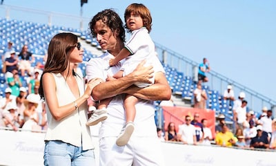 Sandra Gago y su niño reciben la dedicatoria más especial de Feliciano López en su adiós a las canchas