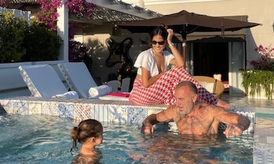 De su llegada en helicóptero a los detalles del lujoso hotel: las vacaciones de Gianluca Vacchi y su familia en Capri