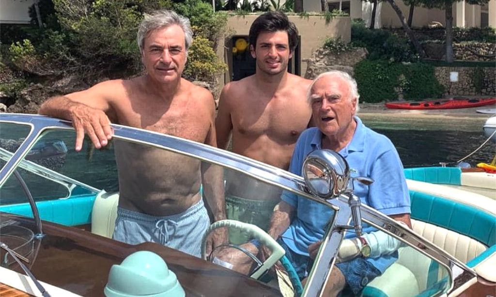 Las conmovedoras palabras de Carlos Sainz Jr. tras dar el último adiós a su abuelo paterno: 'Él ha sido nuestro guía y apoyo'