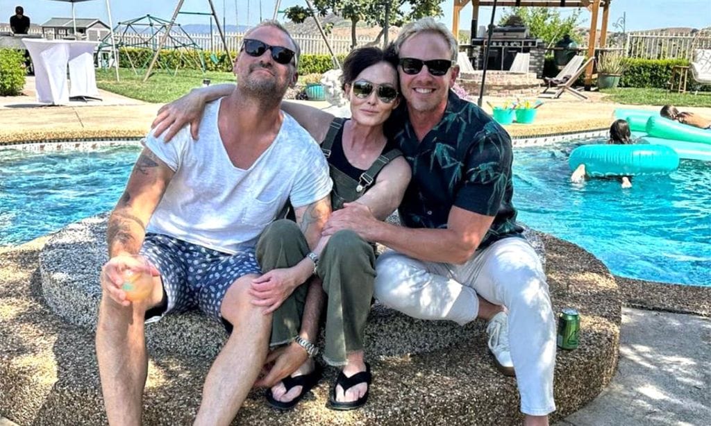 Shannen Doherty celebra el 50º cumpleaños del actor Brian Austin Green, su gran apoyo en su año más difícil