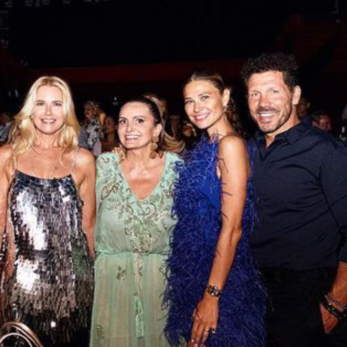 Carla Pereyra y Simeone se lo pasan en grande en el concierto de Rod Stewart junto a Valeria Mazza y su familia