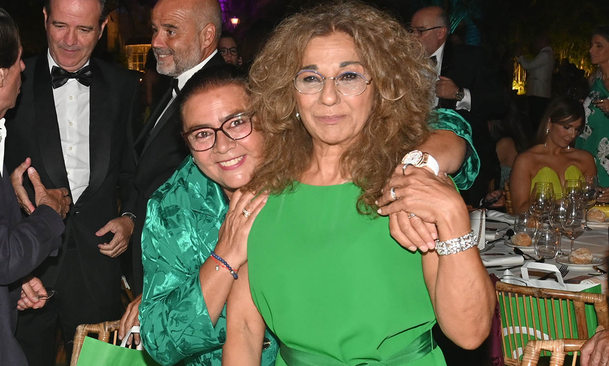 El recuerdo de Lolita Flores a su madre en la Gala benéfica del Cáncer, que ha reunido a numerosas celebrities