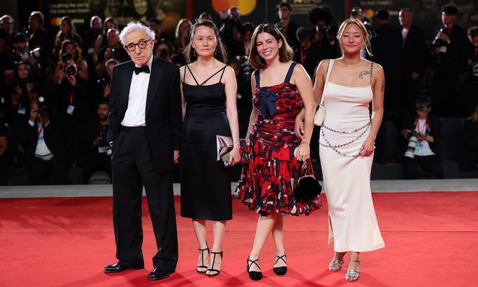 Las desconocidas hijas de Woody Allen que le han acompañado al Festival de Venecia