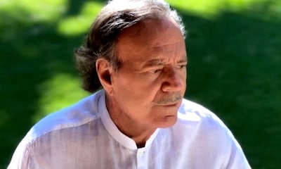 Julio Iglesias da su último y sentido adiós a Pepe Domingo Castaño: recordamos la estrecha amistad que los unía