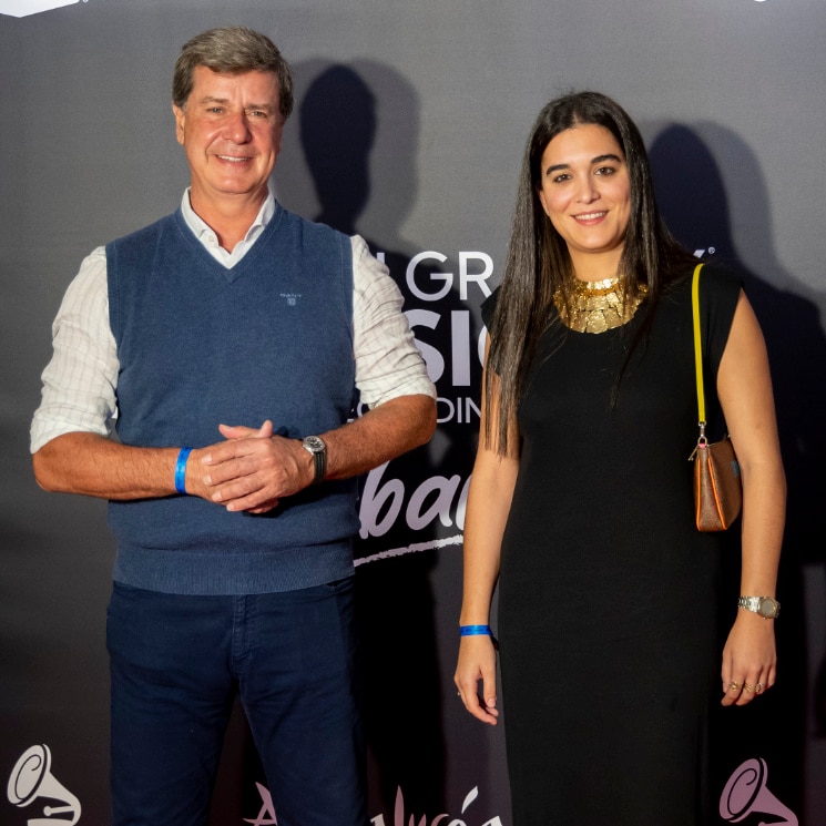 De la implicación de Bárbara Mirjan en los Latin Grammy al gran bautizo de los Alba: Cayetano Martínez de Irujo nos da todos los detalles