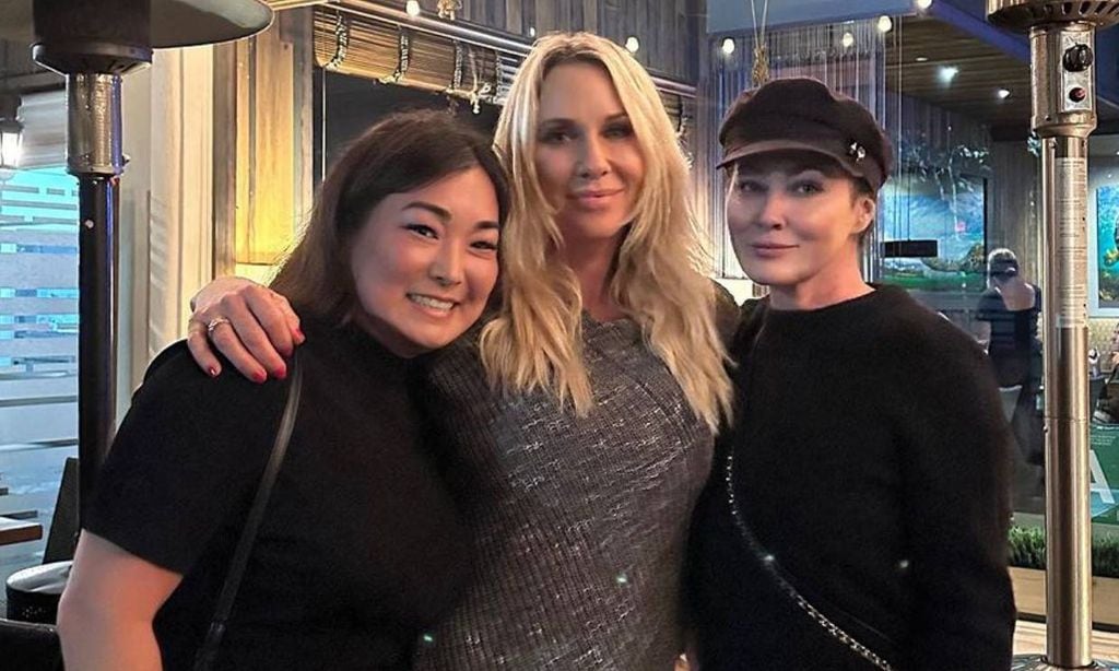 Shannen Doherty se refugia en sus mejores amigas tras revelar que el cáncer ha llegado a su cerebro