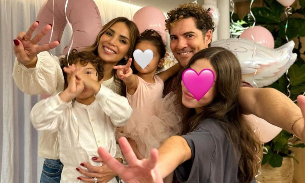 La hija pequeña de Rosanna Zanetti y Bisbal sopla las velas por su tercer cumpleaños, ¡ayudada por sus dos hermanos!