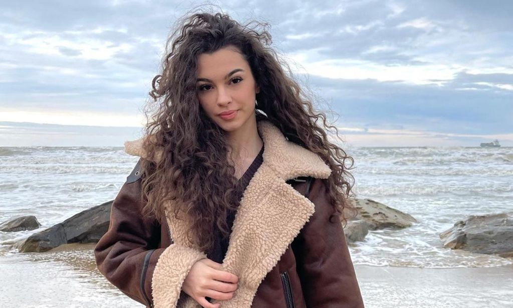 La decisión que Su Burcu Yazgi Coşkun tuvo que tomar para formar parte del elenco de 'Hermanos'