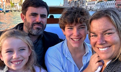 Caritina Goyanes celebra su 46 cumpleaños con un viaje de ensueño a Venecia junto a su marido y sus dos hijos