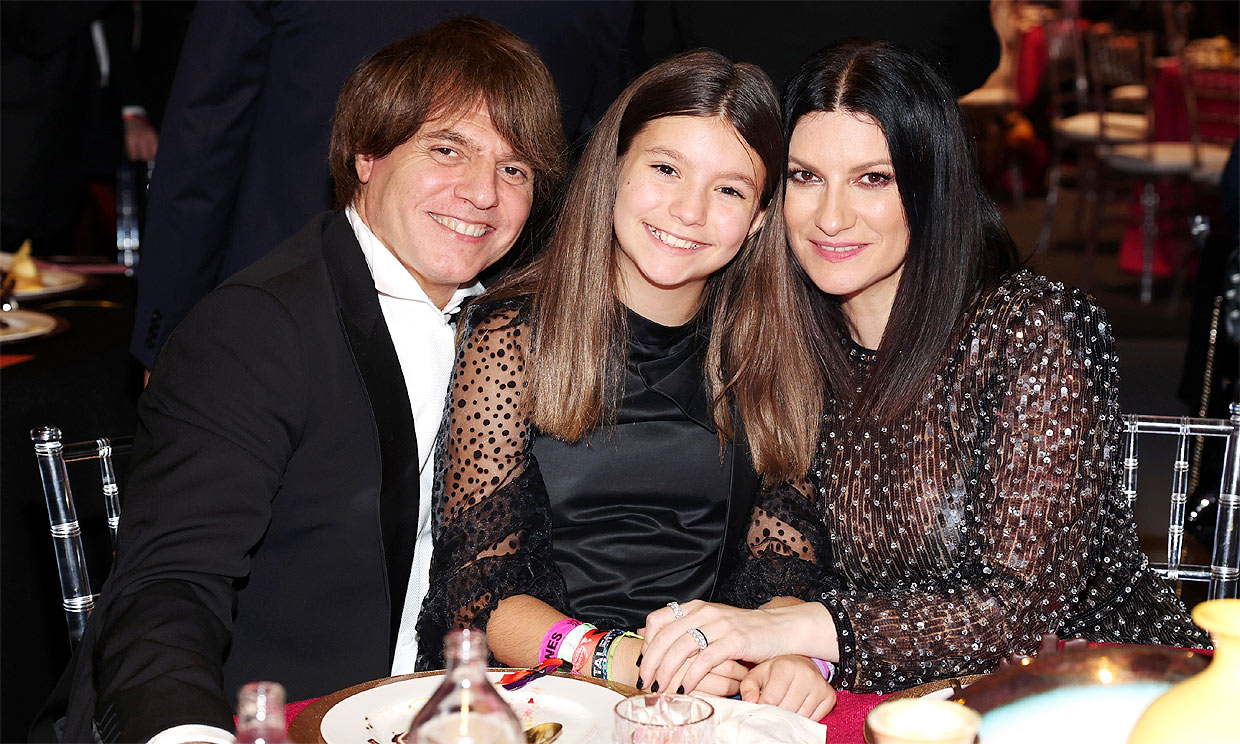 Los Grammy Latinos celebran su antesala homenajeando a Laura Pausini con su familia y estrellas de la música