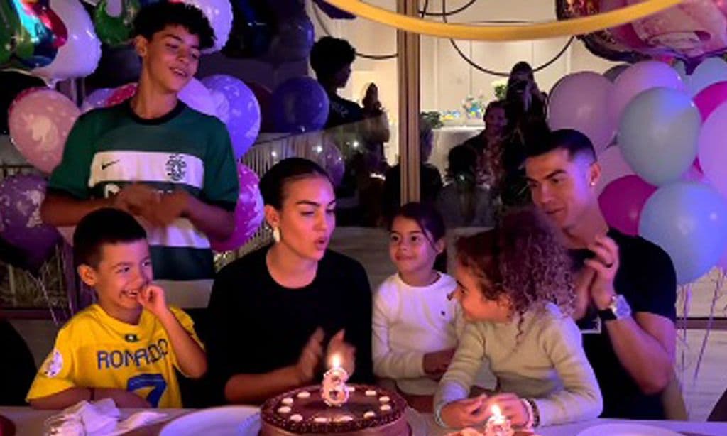 La impresionante fiesta Disney que han organizado Georgina y Cristiano para celebrar el 6 cumpleaños de Alana Martina