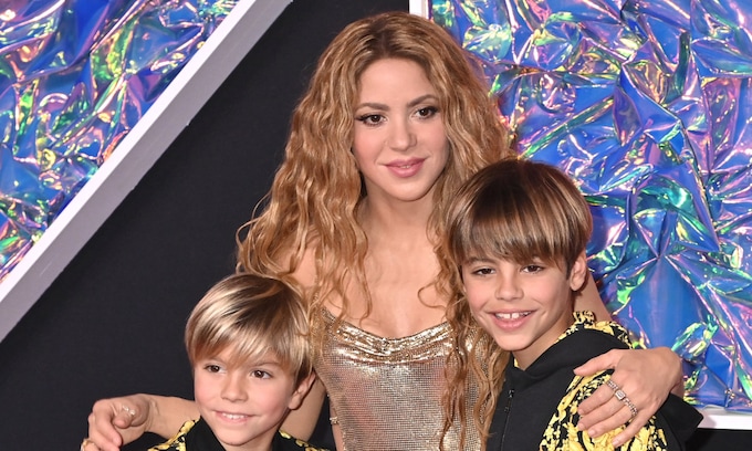 Shakira, con sus hijos