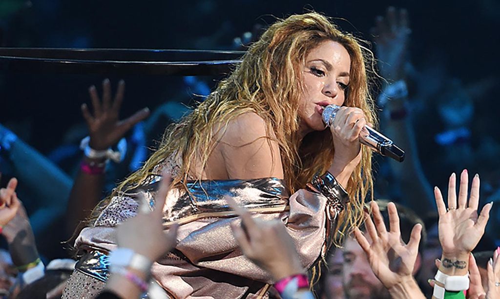 El fenómeno Shakira: en la cima del éxito en su año más difícil