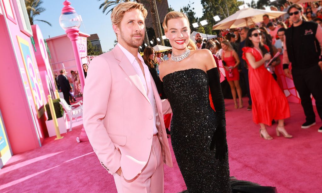 Margot Robbie y Ryan Gosling, ¿padres de George Clooney y Sandra Bullock en la ficción?