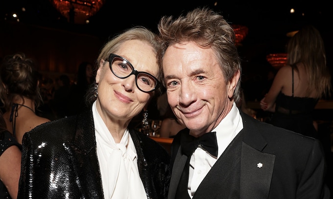 Meryl Streep y Martin Short en los Globos de Oro