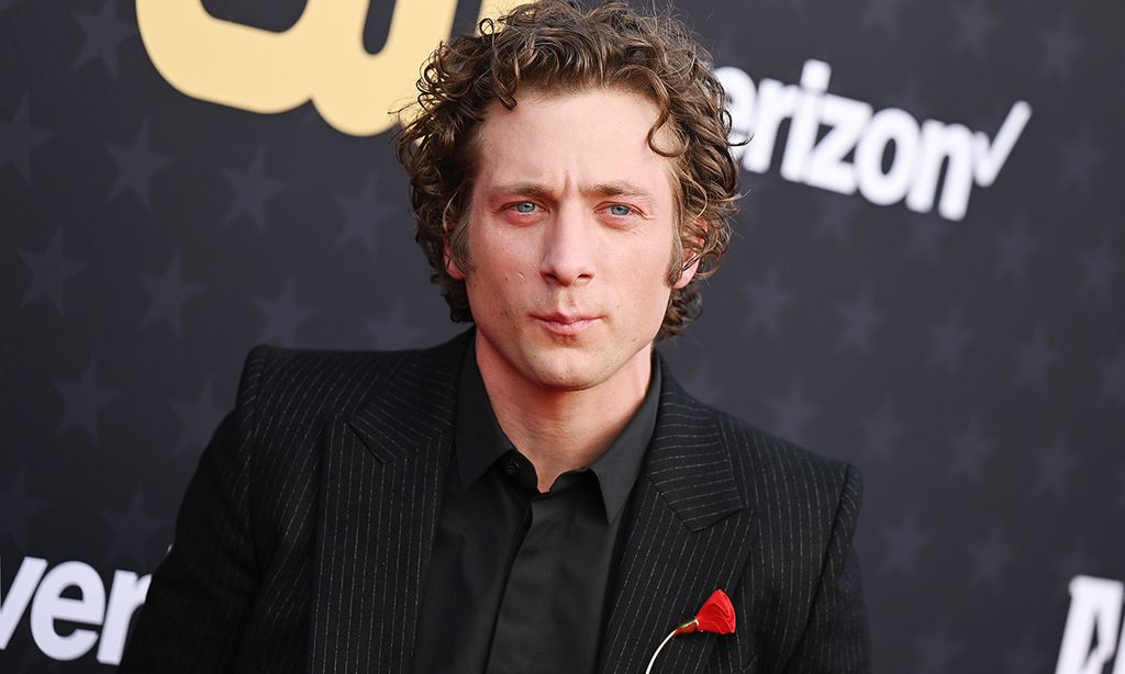 Jeremy Allen suma éxitos, mientras Rosalía podría dar el salto a Hollywood con Ana de Armas