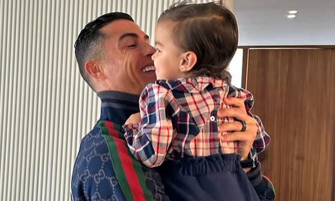 Cristiano Ronaldo y su hija Bella Esmeralda