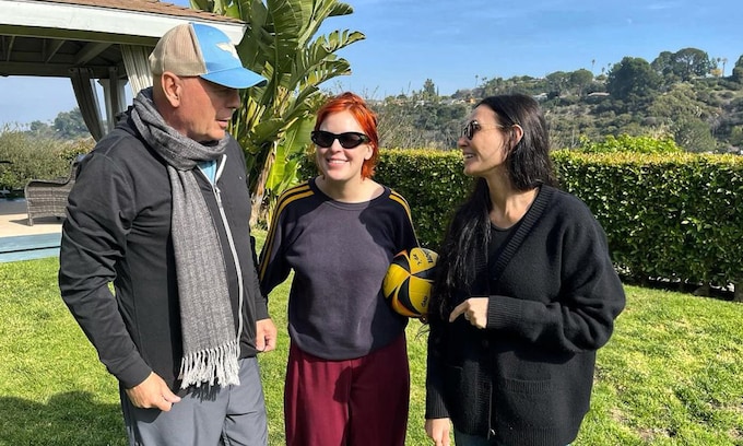 Bruce Willis y Demi Moore con su hija 