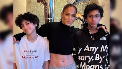 Jennifer Lopez viaja a Japón con sus hijos, Max y Emme, para celebrar su 16 cumpleaños