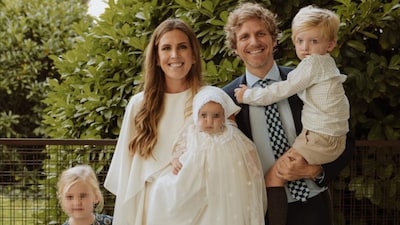 El periodista Álvaro de la Lama y su mujer anuncian que esperan su cuarto hijo: así es su familia numerosa
