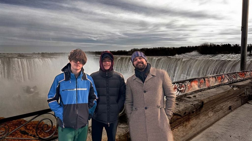 Las espectaculares imágenes de Ricky Martin juntos a sus 2 hijos de 15 años visitando las cataratas del Niágara