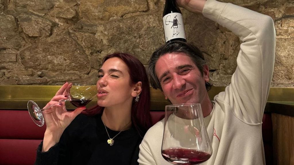 Las claves de la visita de Dua Lipa a Barcelona ¿qué ha hecho y dónde ha estado?